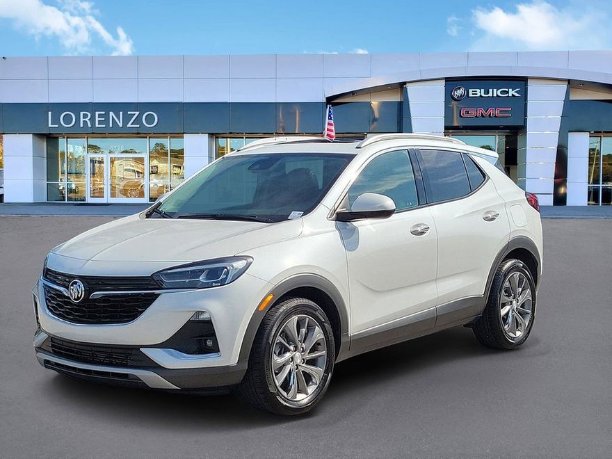 2023 Buick Encore GX Essence en vista tres cuartos frontal
