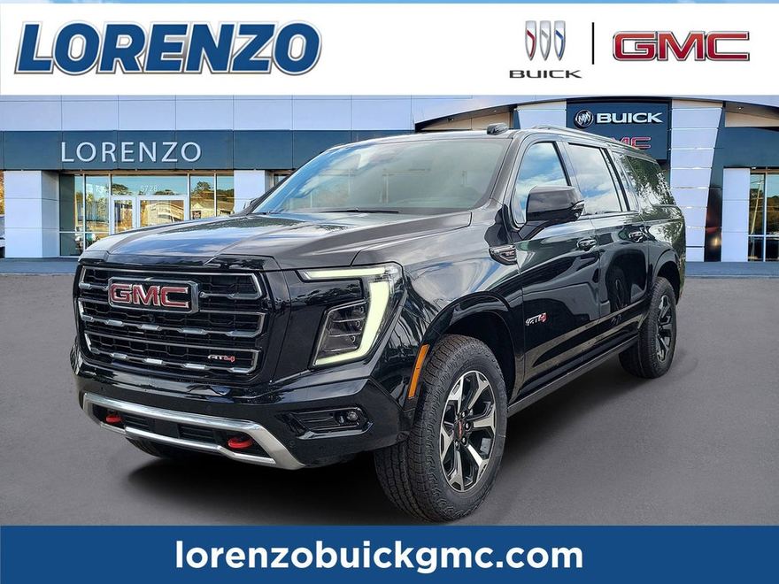 2026 GMC Yukon XL AT4 en vista tres cuartos frontal