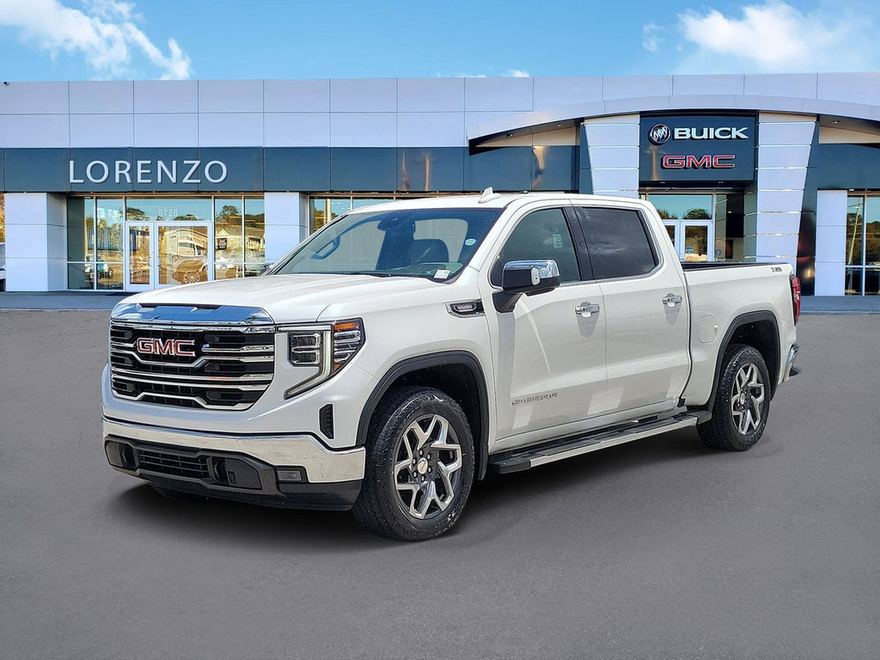 2023 GMC Sierra 1500 SLT en vista tres cuartos frontal