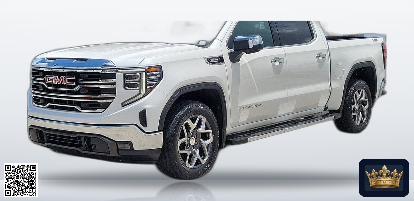 2023 GMC Sierra 1500 SLT en vista tres cuartos frontal, estudio blanco